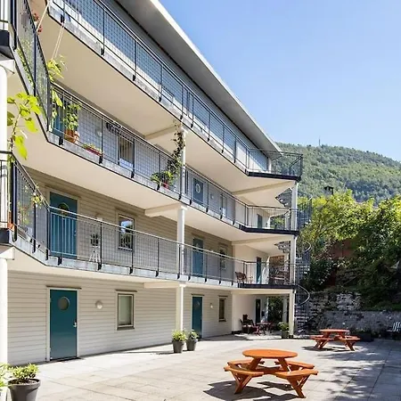 Floor With Mountain View, Terrace 22sqm, Free Parking 베르겐